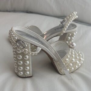 Rouge Helium Pearl Platform Heels